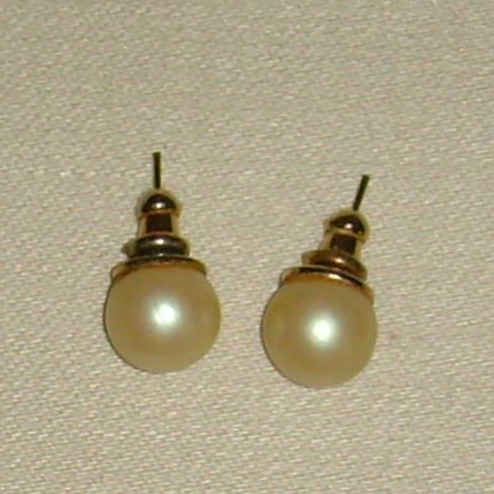 Iridescent Faux Pearl Post Earrings
